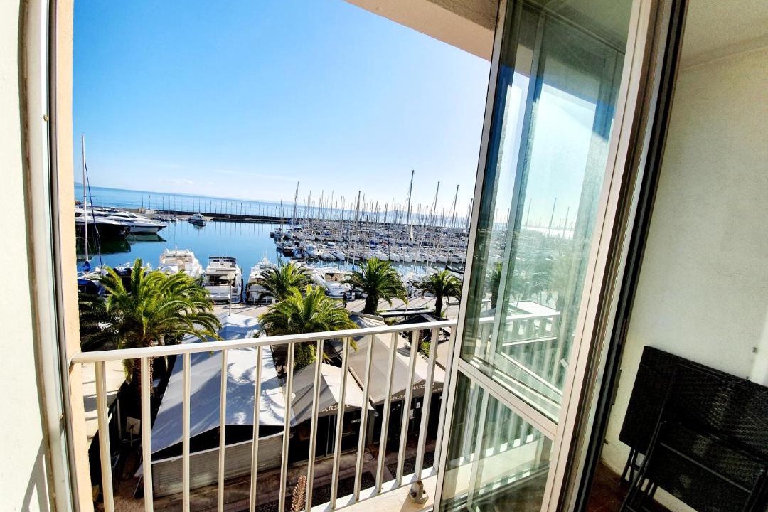 Photo of Patio Balcony in Toulon - Hyeres