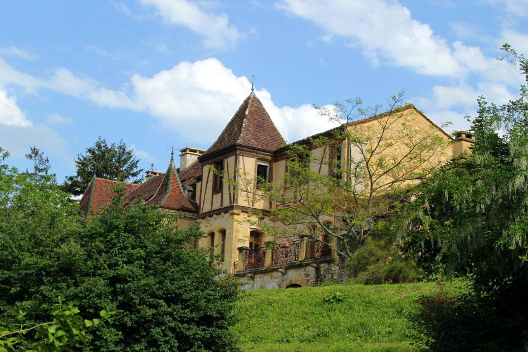 Photo of Buildings in Saint-Cybranet