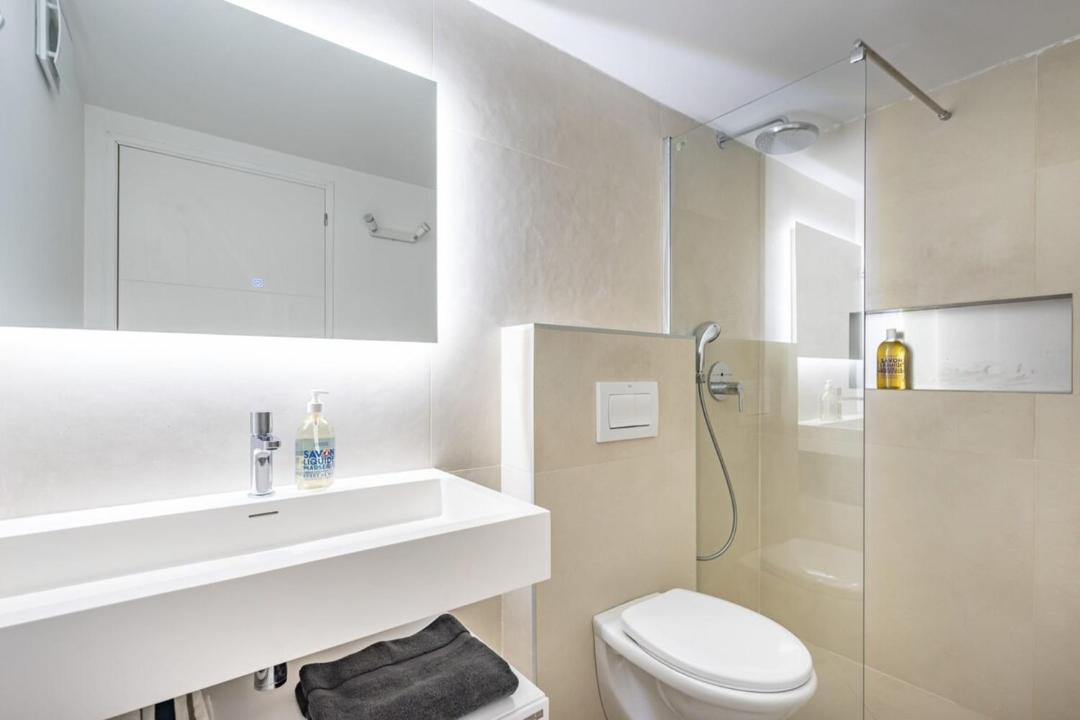 Photo of Bathroom in Cassis