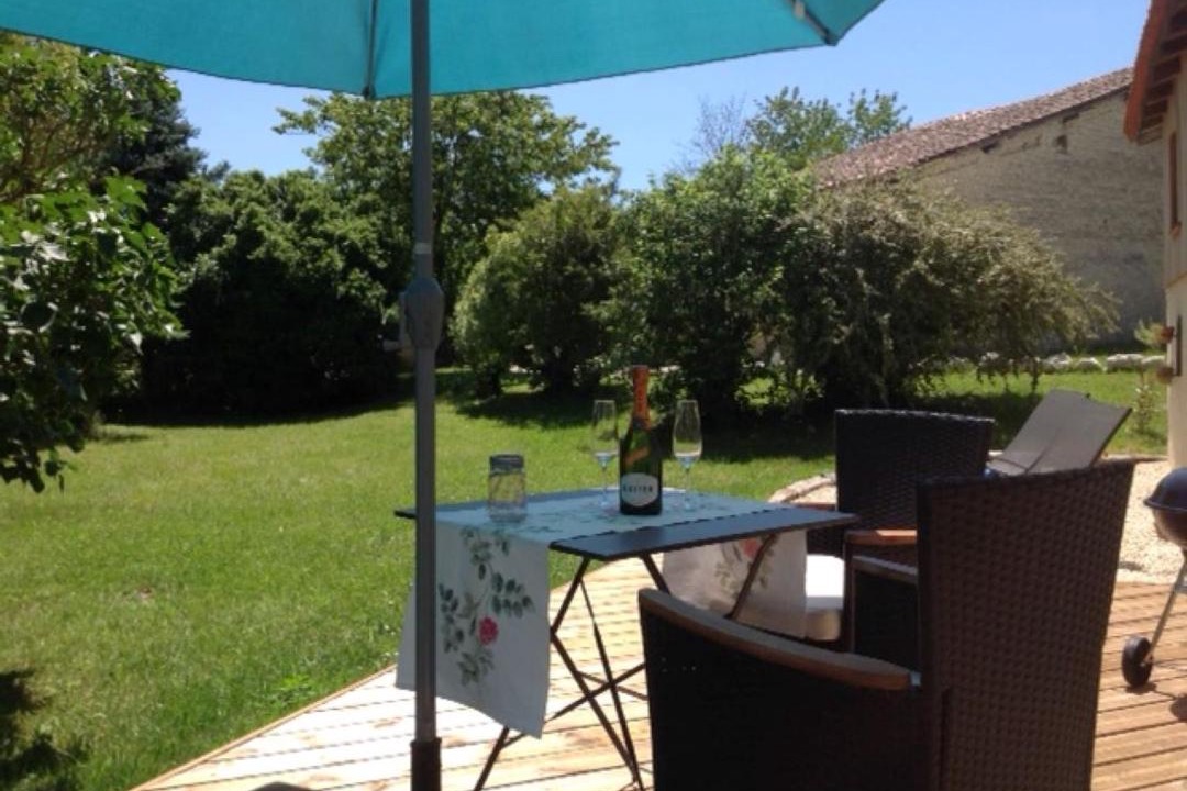 Photo of Patio Balcony in Palluaud
