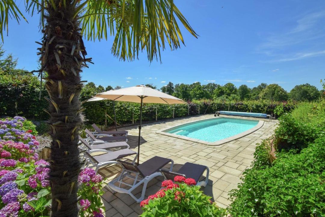 Photo of Outdoor in Saint-Medard-d'Excideuil