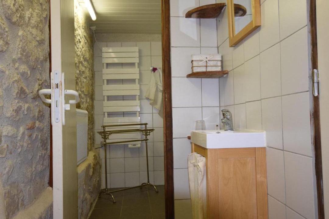 Photo of Bathroom in Bon-Encontre