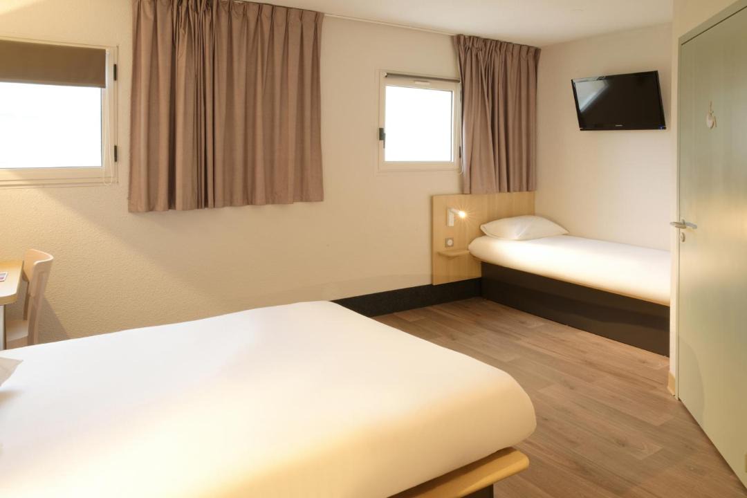 Photo of Bedroom in Champniers