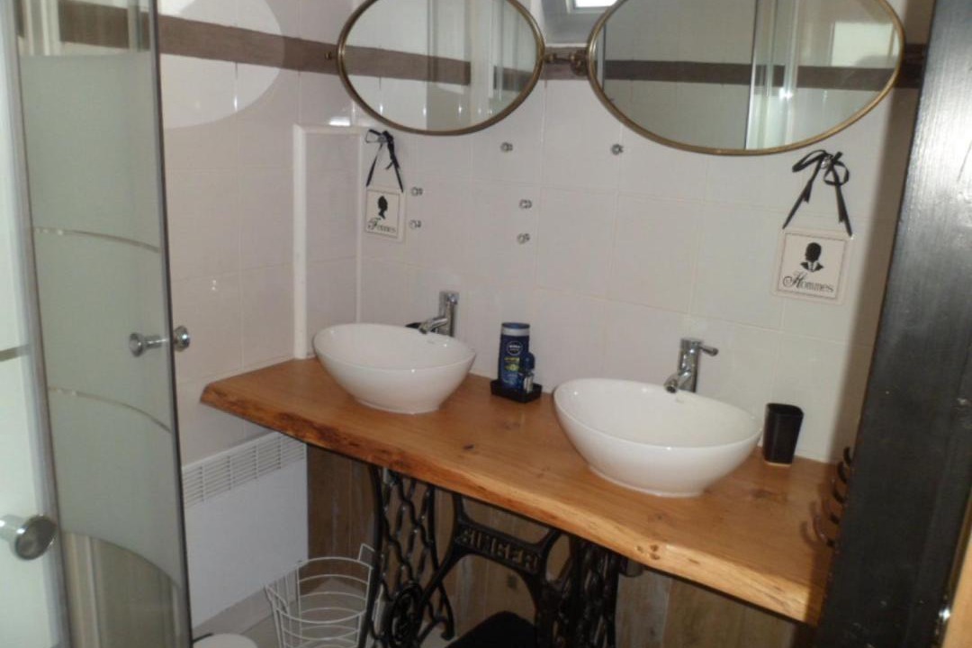Photo of Bathroom in Ecuras