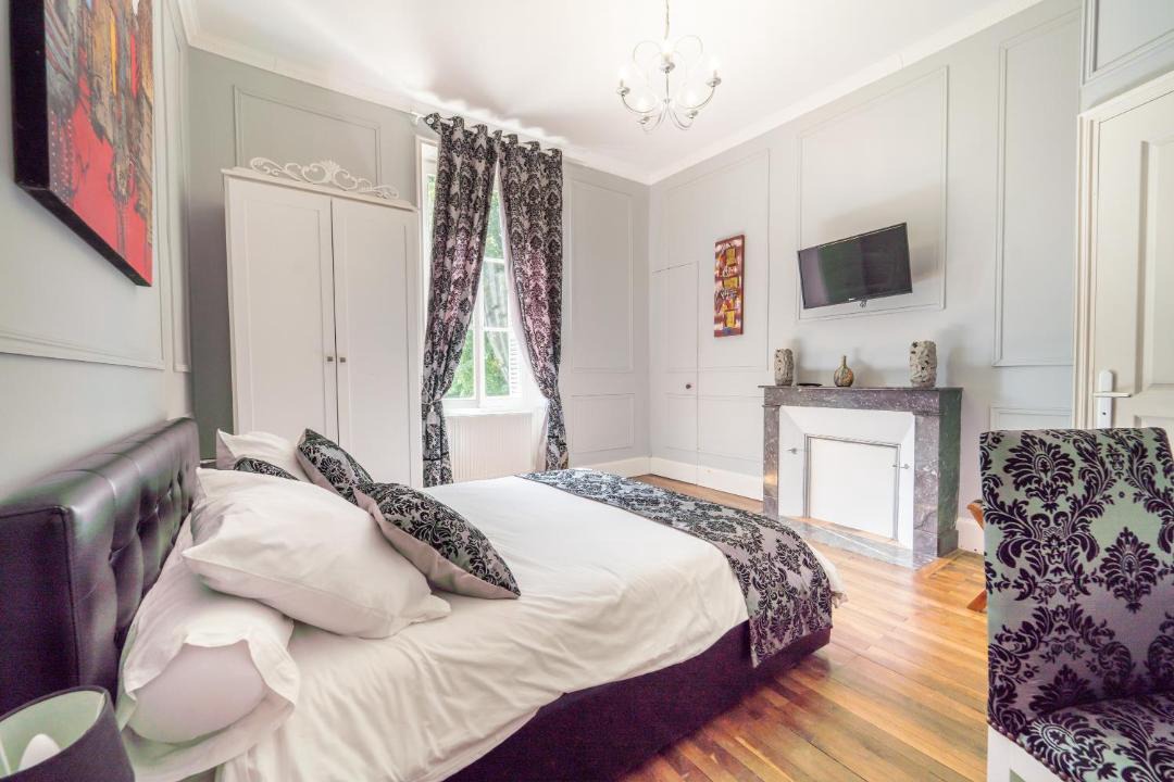 Photo of Bedroom in Vendeuvre-du-Poitou