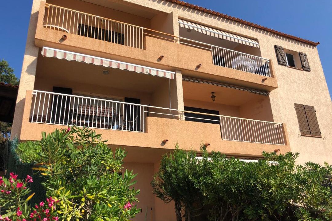 Photo of Buildings in Carqueiranne