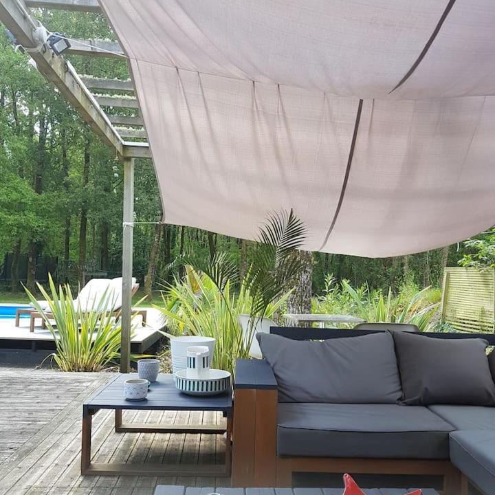 Photo of Patio Balcony in Saint-Vivien-de-Medoc