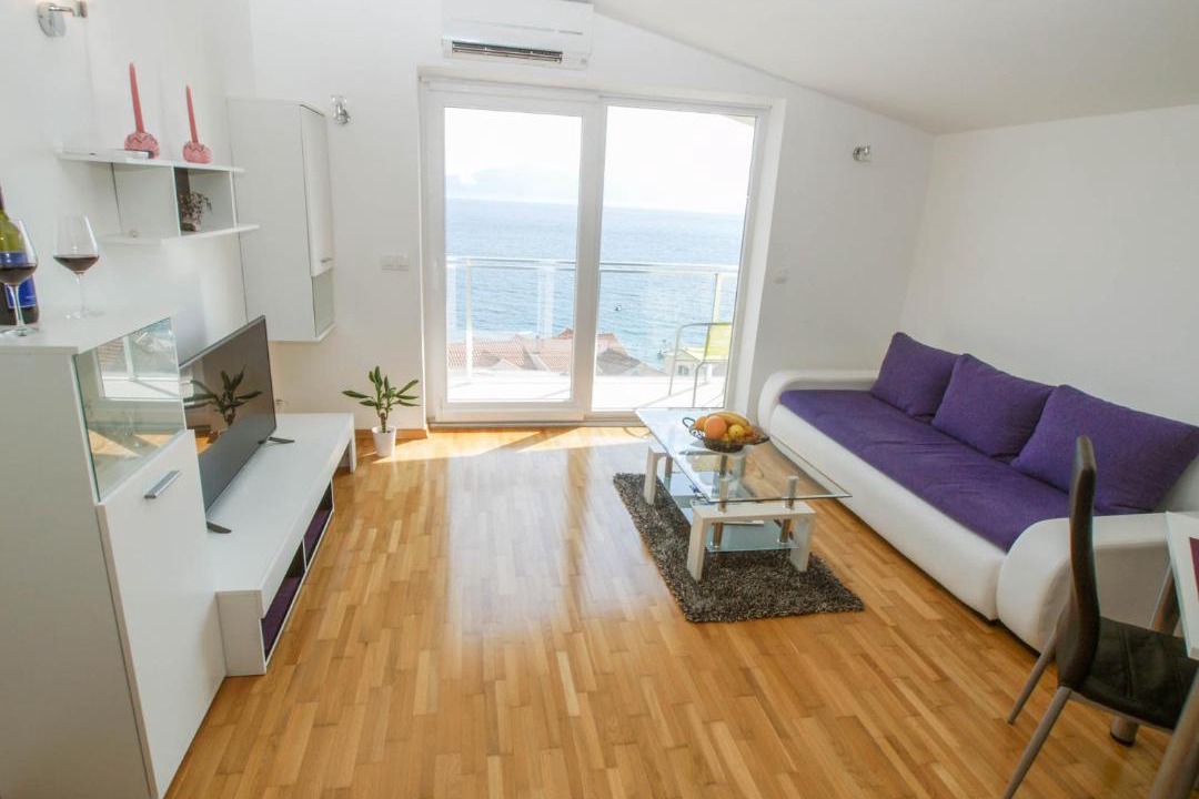 Photo of Livingroom in Brist