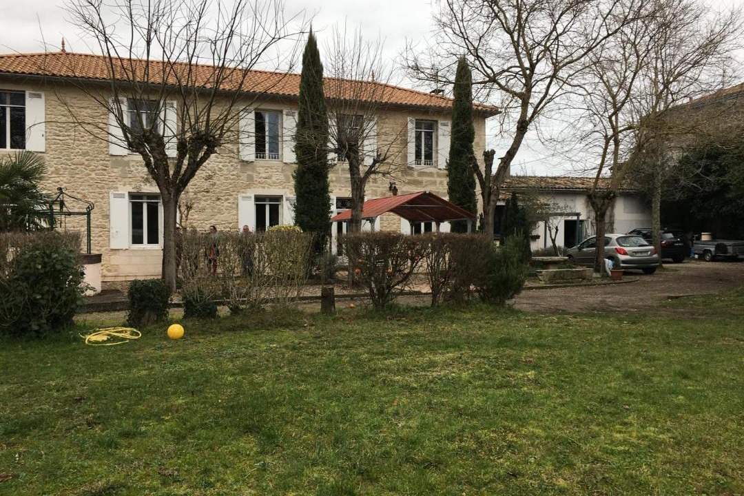 Photo of Buildings in Saint-Quentin-de-Baron