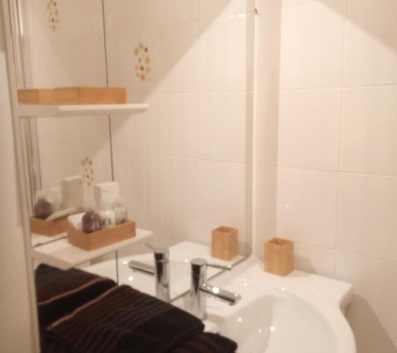 Photo of Bathroom in Pau Nord