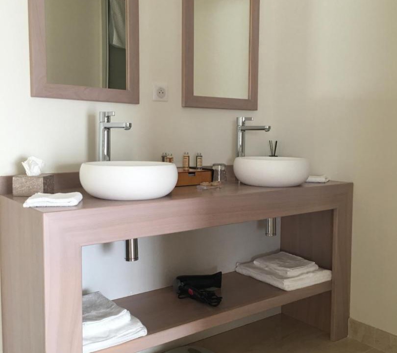 Photo of Bathroom in Saint-Estephe