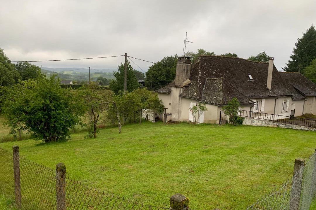 Photo of Buildings in Beynat
