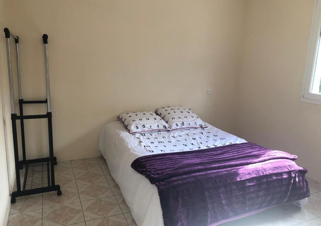 Photo of Bedroom in Cenon
