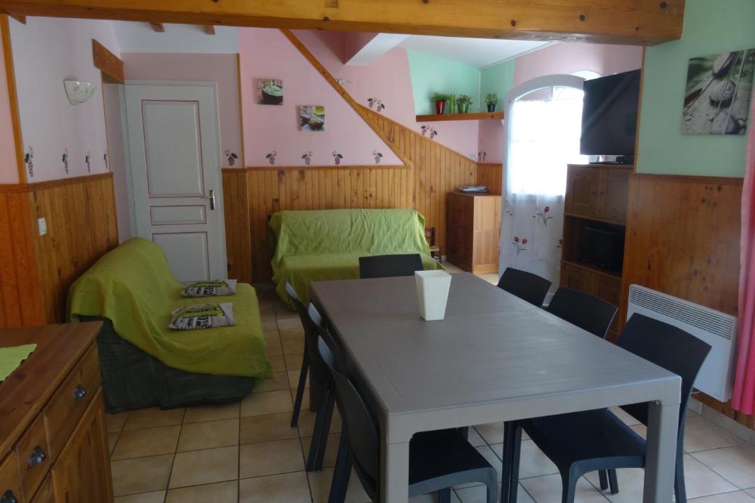 Photo of Livingroom in Begadan