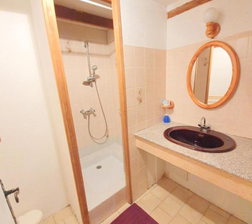 Photo of Bathroom in Thenac