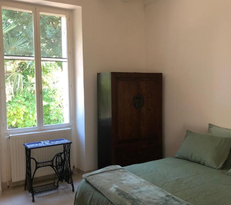 Photo of Bedroom in Saint-Quentin-de-Baron