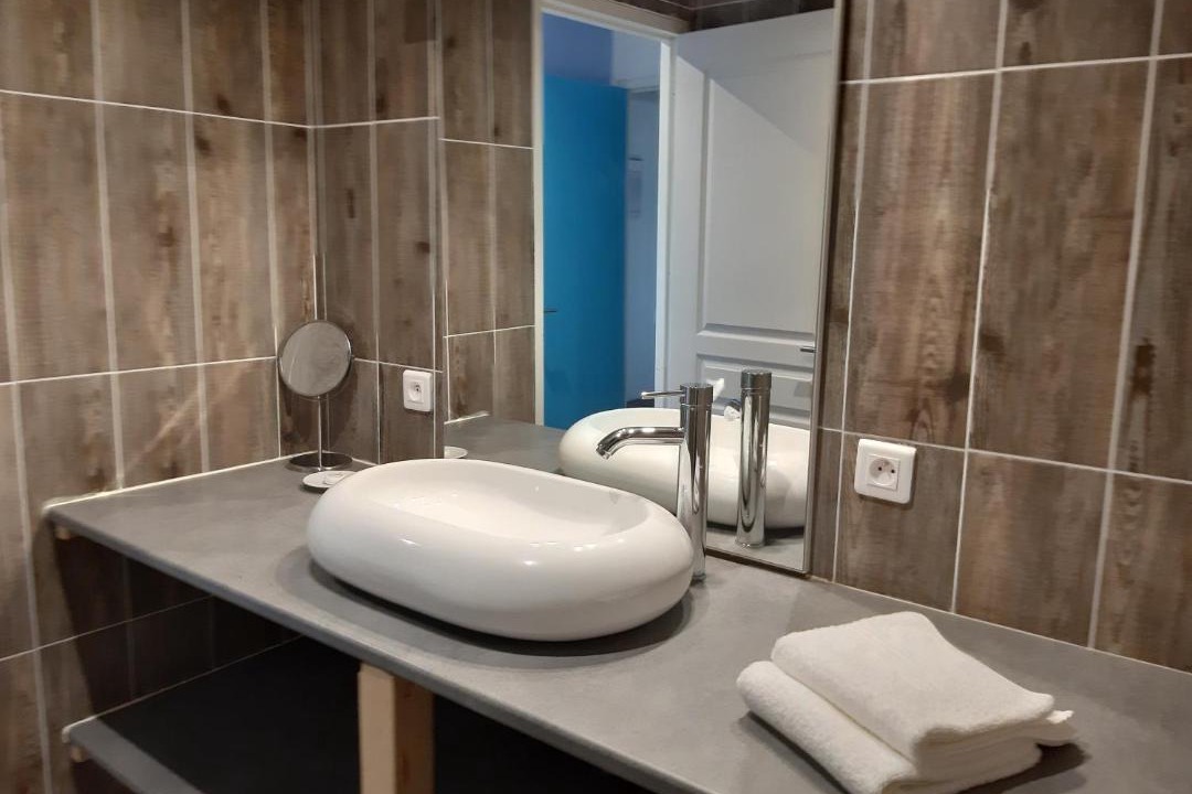Photo of Bathroom in Saint-Emilion