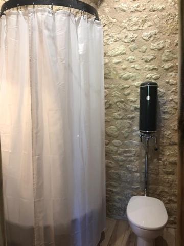 Photo of Bathroom in Jaunay-Marigny