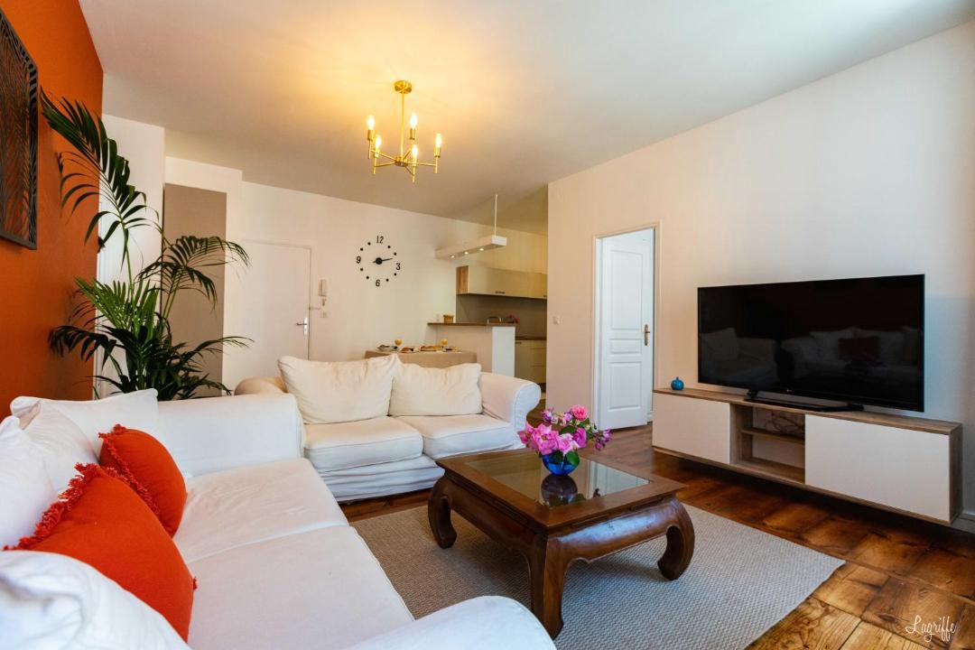 Photo of Livingroom in Bayonne
