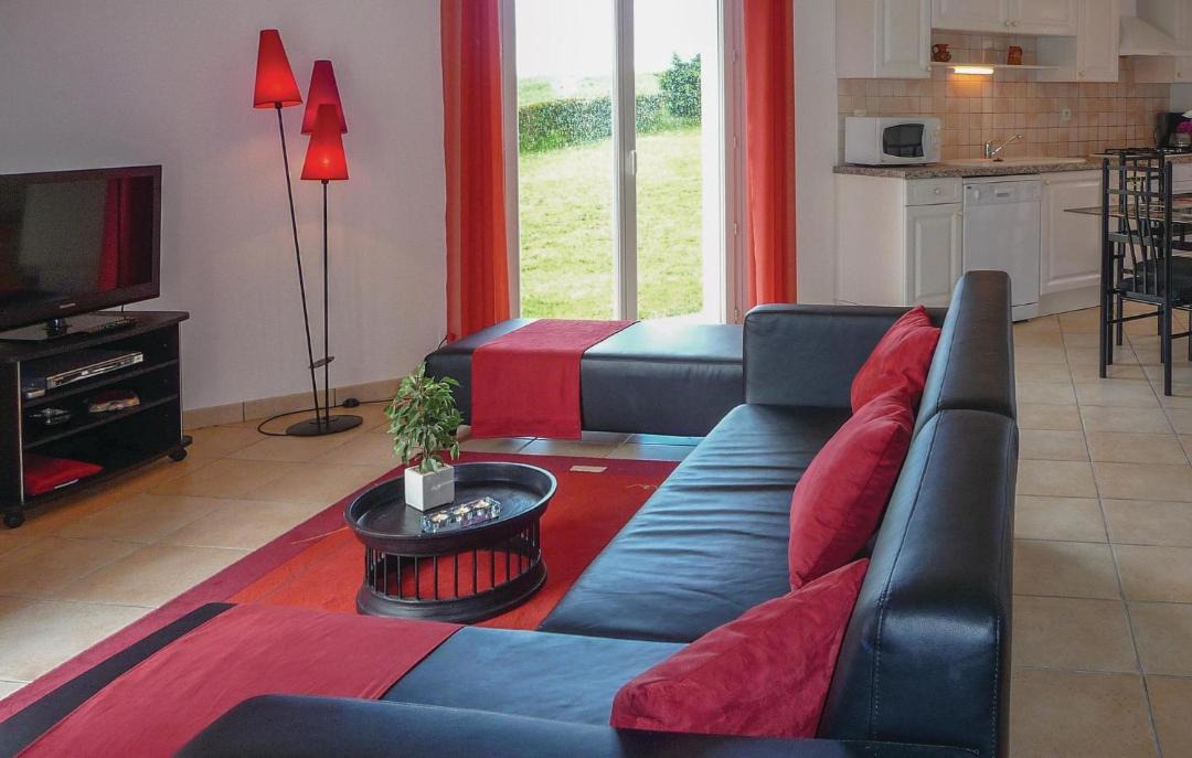 Photo of Livingroom in Beauville