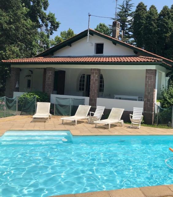 Photo of Outdoor in Sare