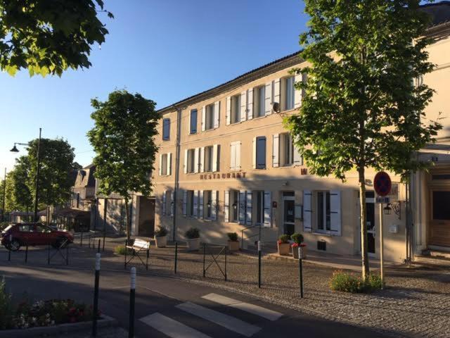 Photo of Others in Barbezieux-Saint-Hilaire