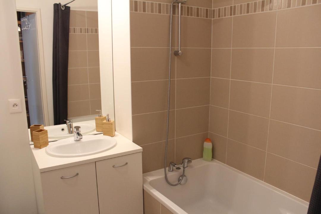 Photo of Bathroom in Quartier du Lac