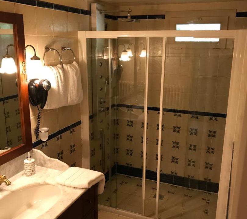 Photo of Bathroom in Aubazine