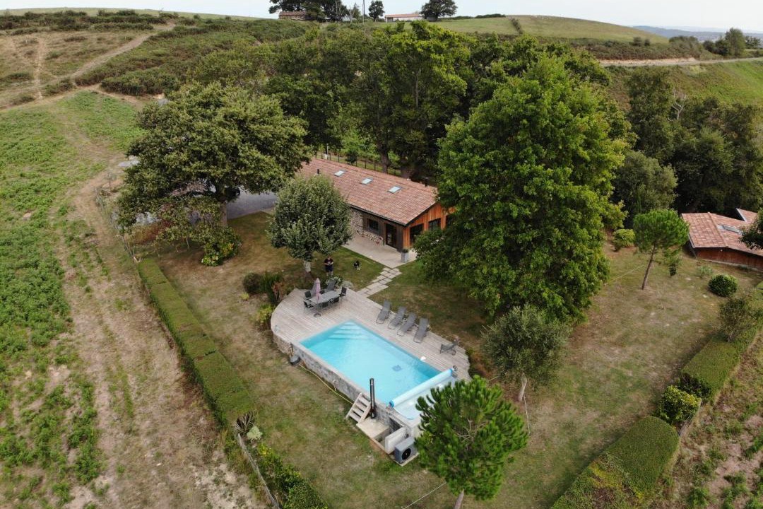 Photo of Outdoor in Isturits