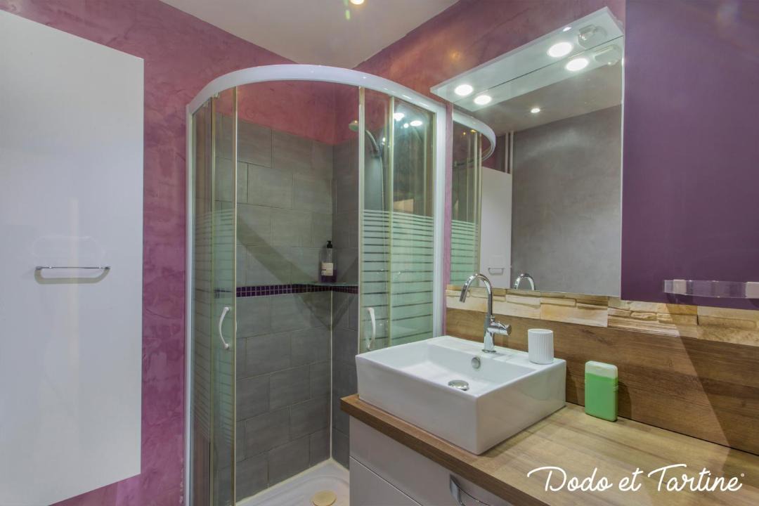 Photo of Bathroom in Le Mourillon