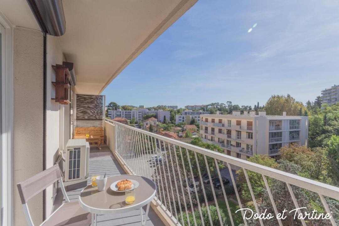 Photo of Patio Balcony in Le Mourillon