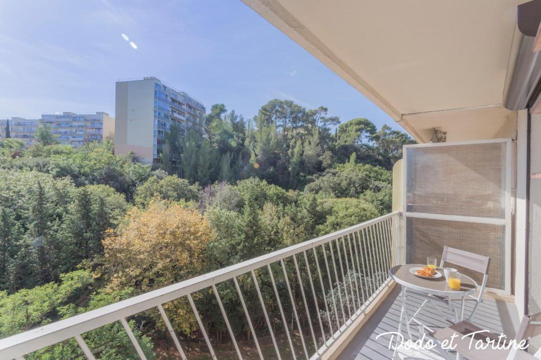 Photo of Patio Balcony in Le Mourillon