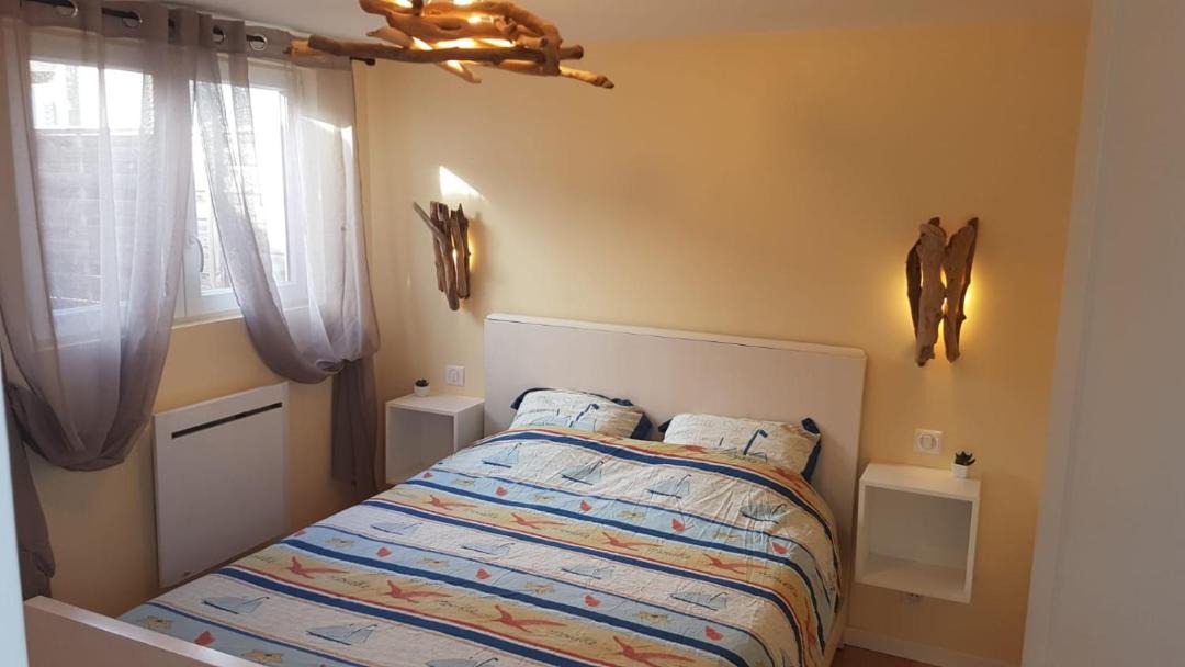 Photo of Bedroom in Salles