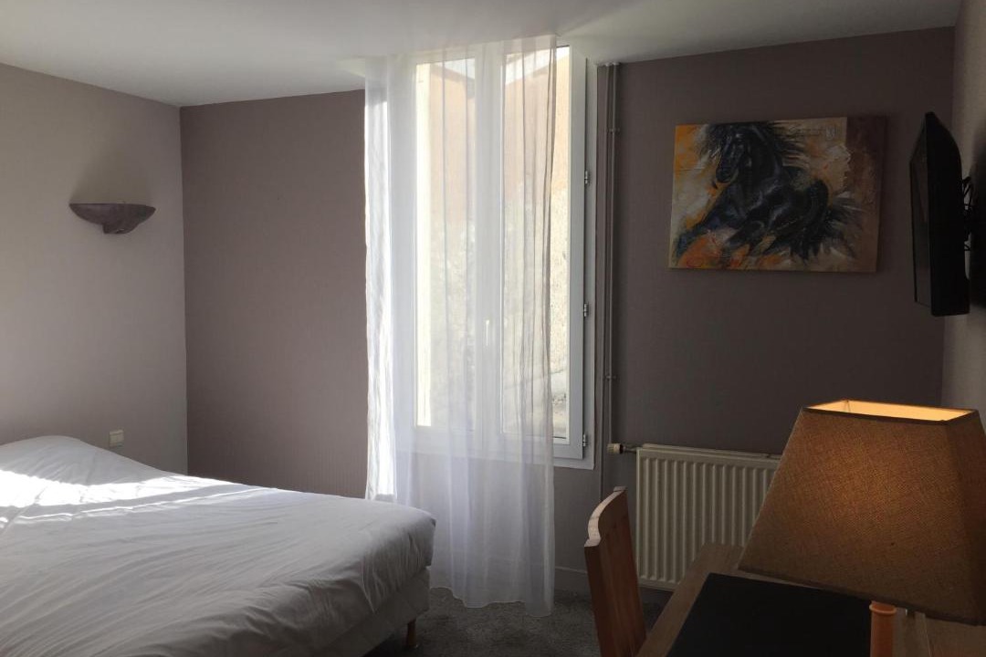 Photo of Bedroom in Barbezieux-Saint-Hilaire