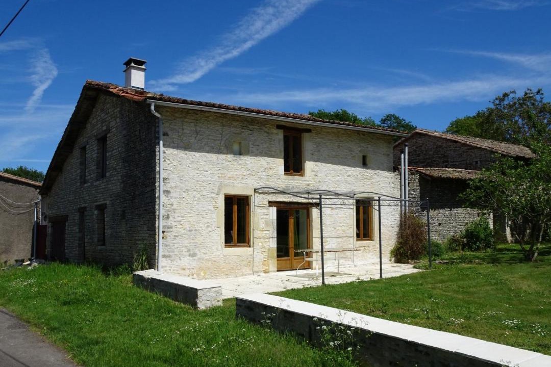 Photo of Buildings in Chaunay