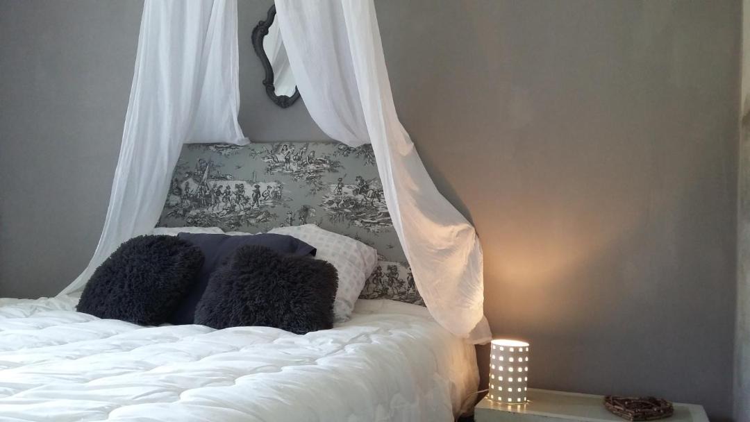 Photo of Bedroom in La Jarrie