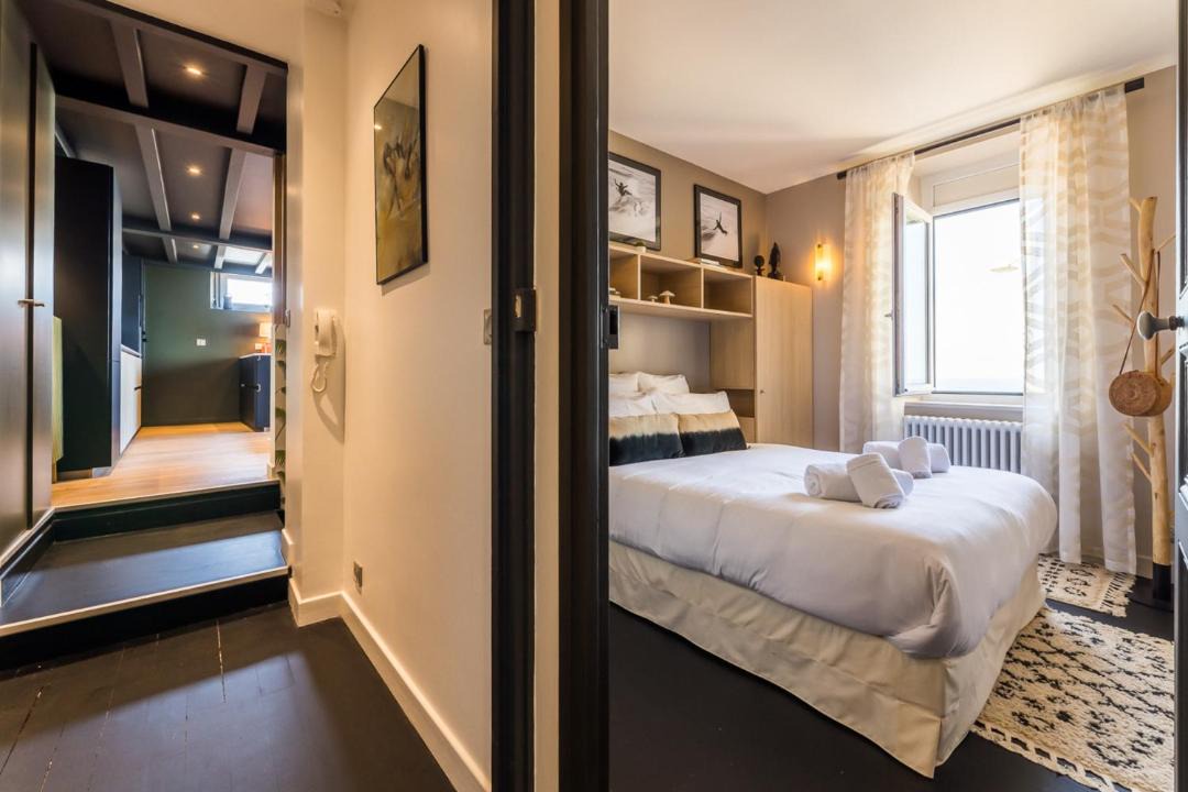 Photo of Bedroom in Biarritz City Centre