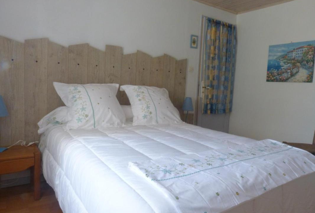 Photo of Bedroom in Saint-Gelais