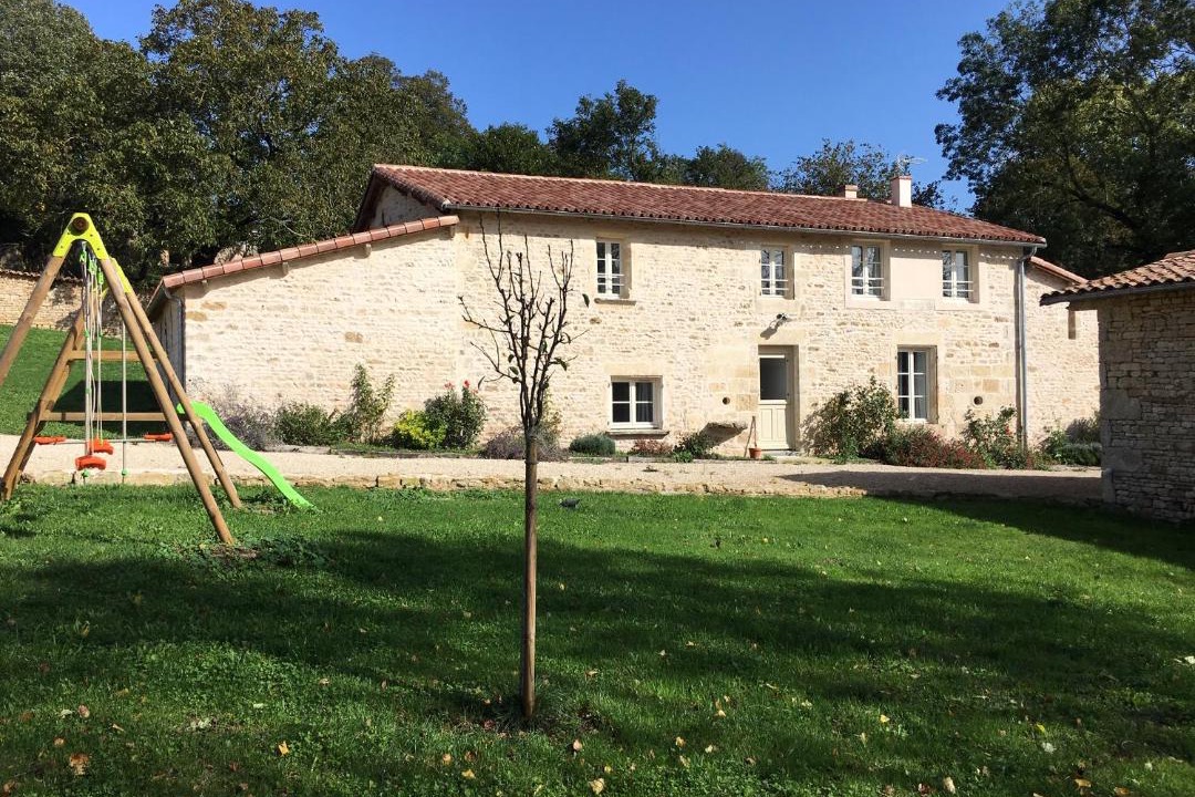 Photo of Others in Azay-le-Brule