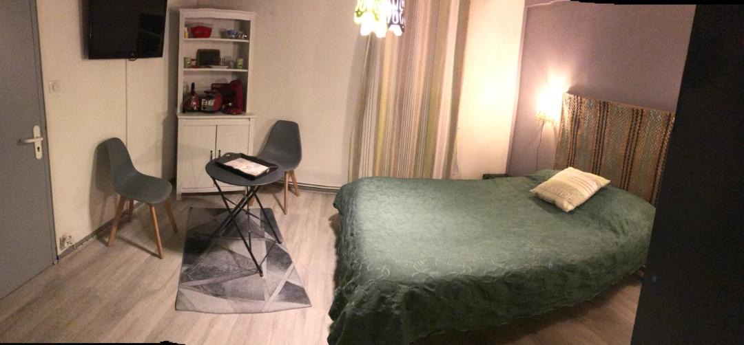 Photo of Bedroom in Saint-Vivien-de-Blaye