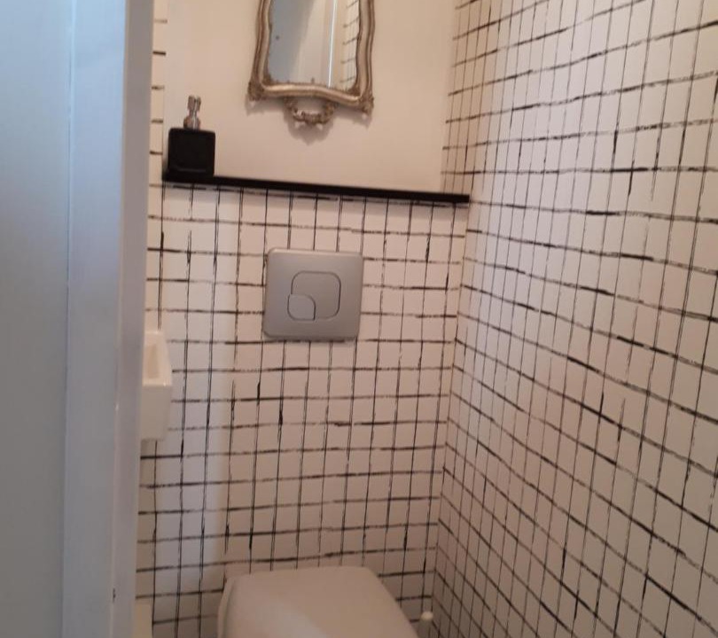 Photo of Bathroom in Libourne