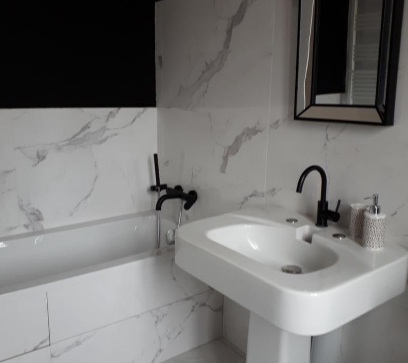 Photo of Bathroom in Libourne