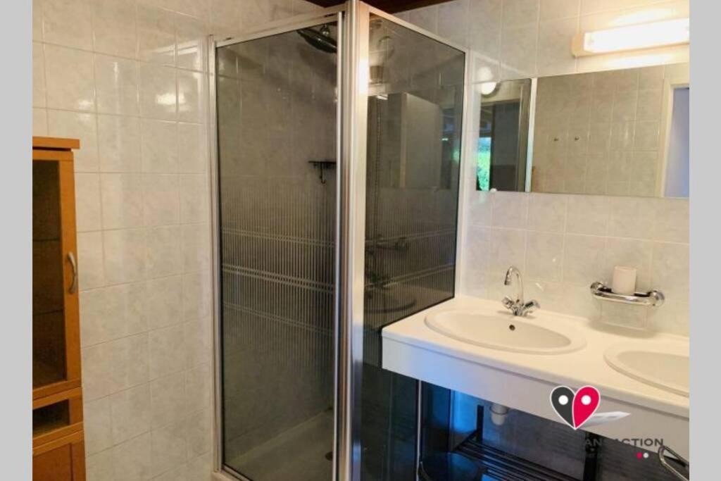 Photo of Bathroom in Saint-Julien-en-Born