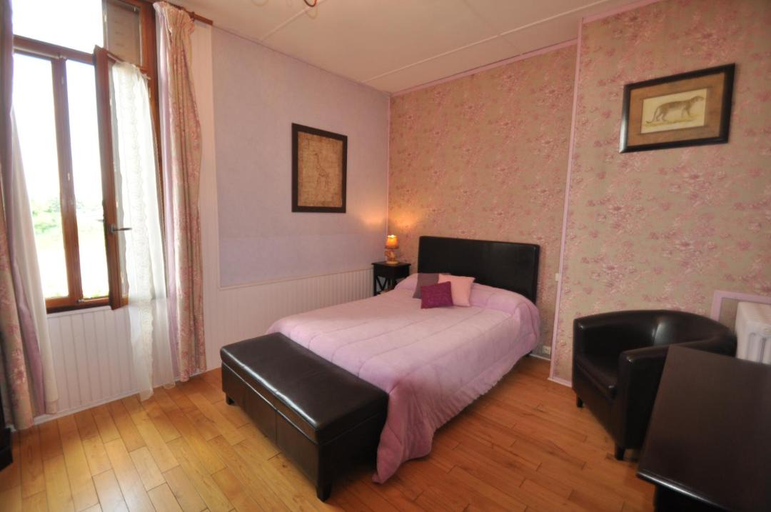 Photo of Bedroom in Saint-Jean-de-Blaignac
