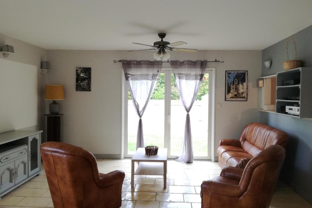 Photo of Livingroom in Fontenille-Saint-Martin-d'Entraigues
