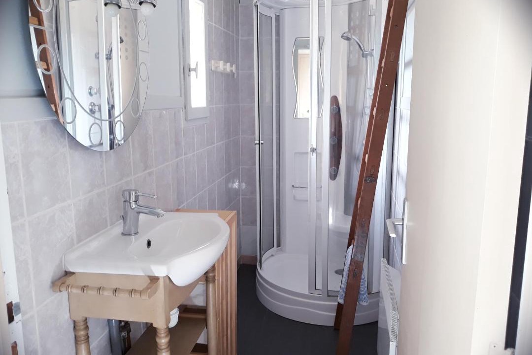 Photo of Bathroom in Coussay-les-Bois