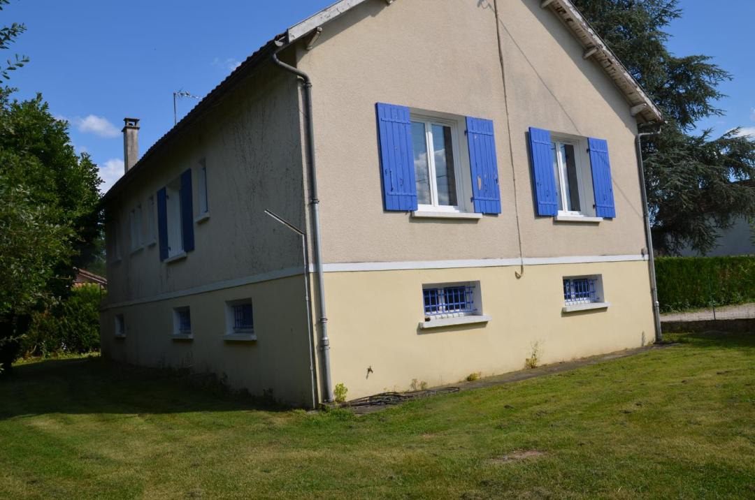 Photo of Buildings in Sarliac-sur-l'Isle