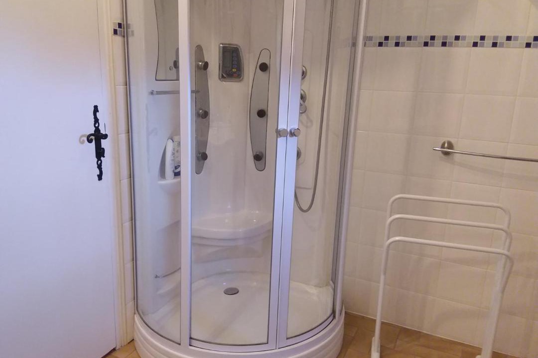 Photo of Bathroom in La Roche-l'Abeille