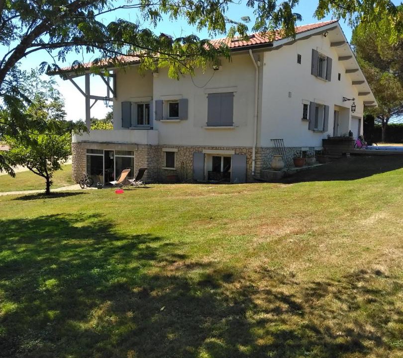Photo of Buildings in Sarraziet