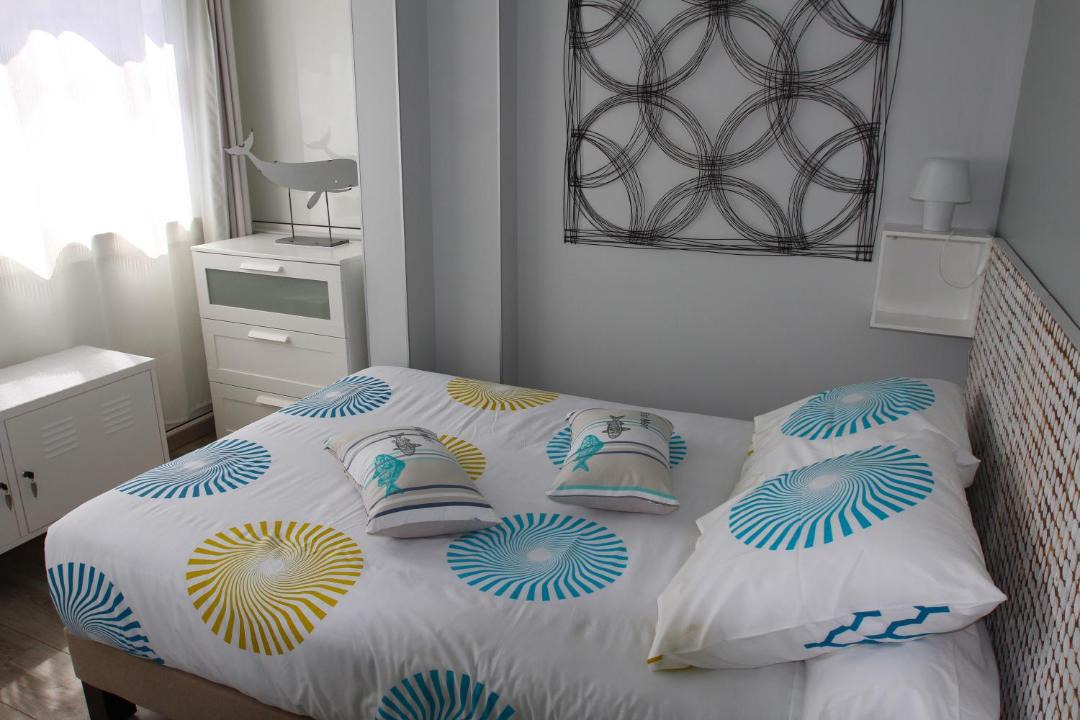 Photo of Bedroom in Endoume